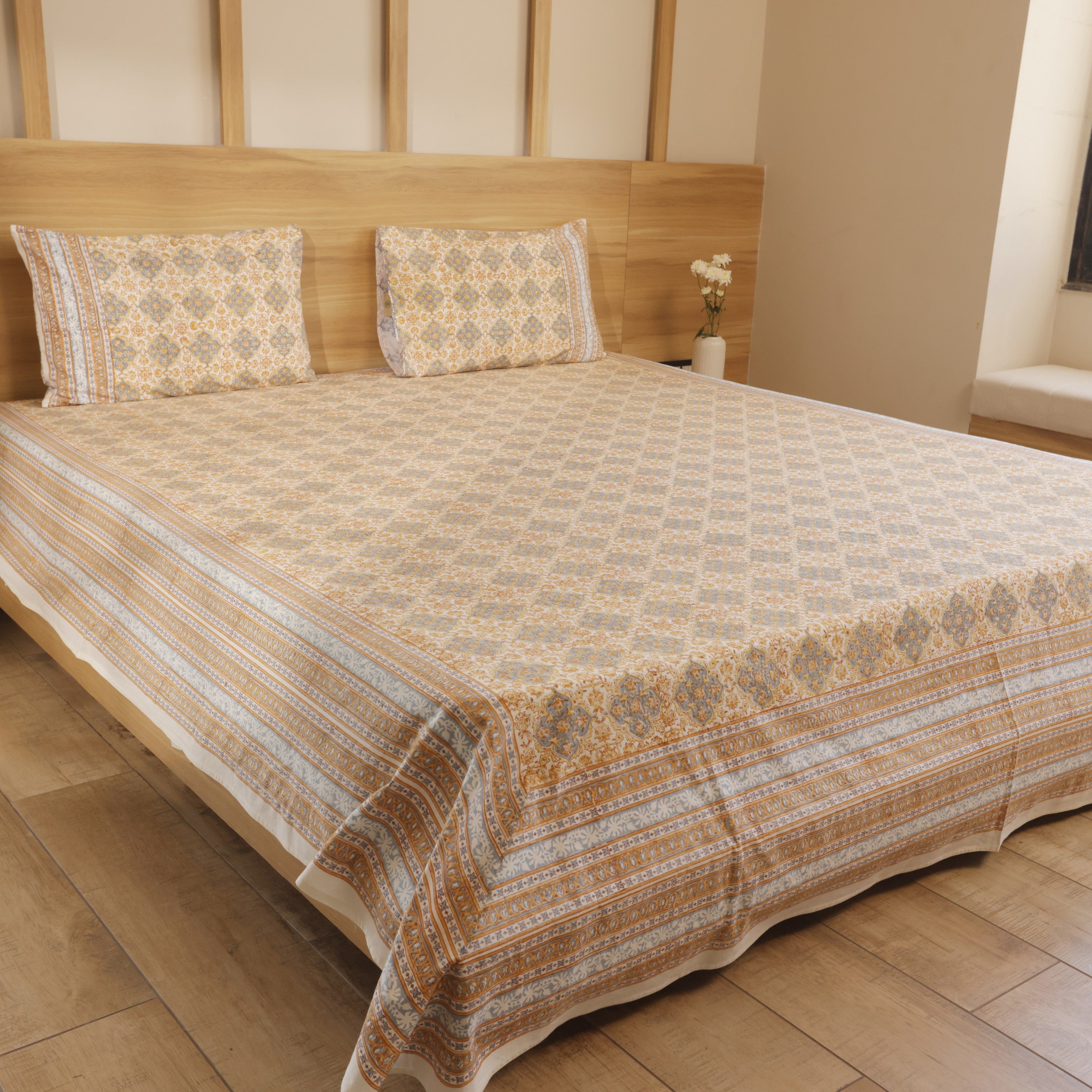 Golden Lattice Bedcover