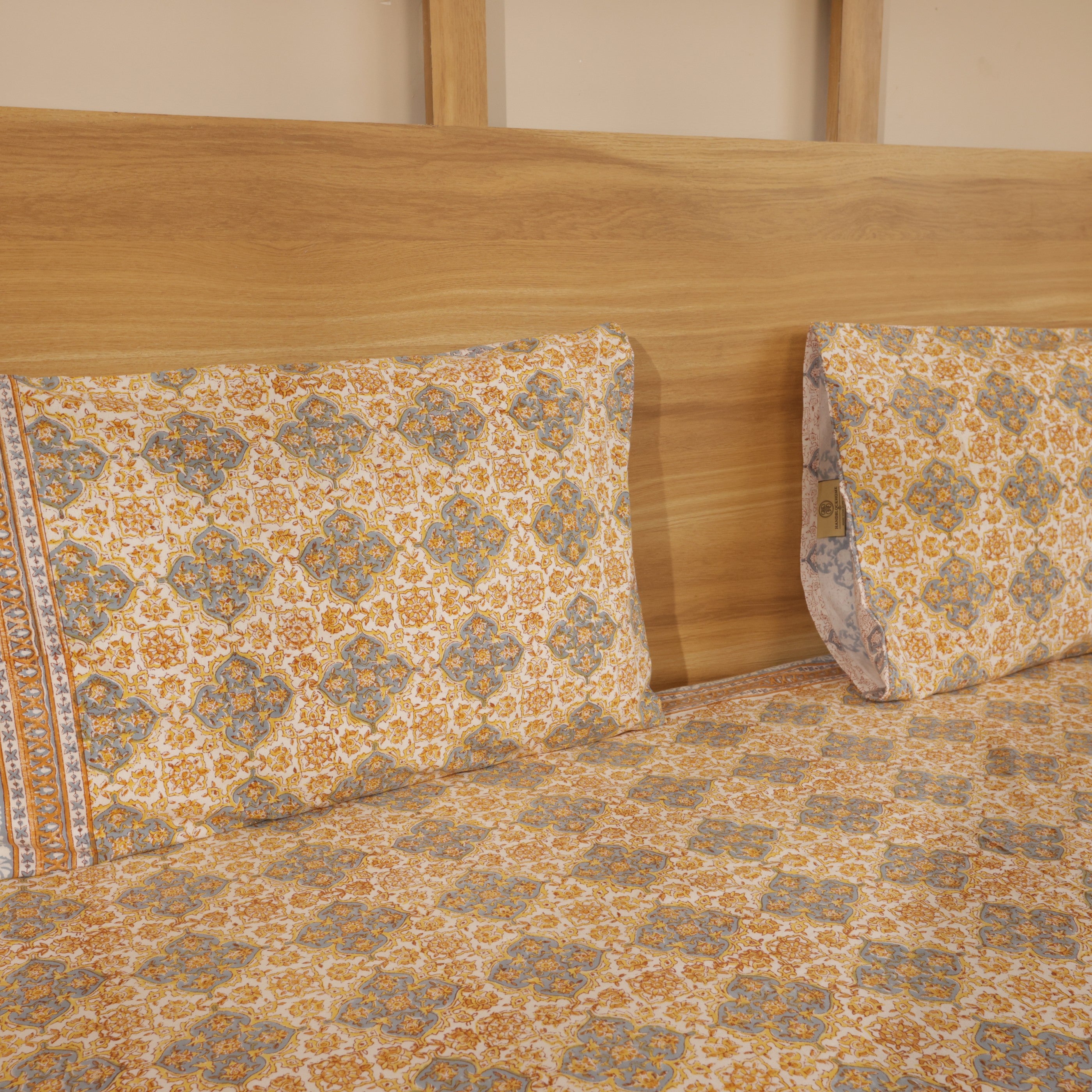 Golden Lattice Bedcover