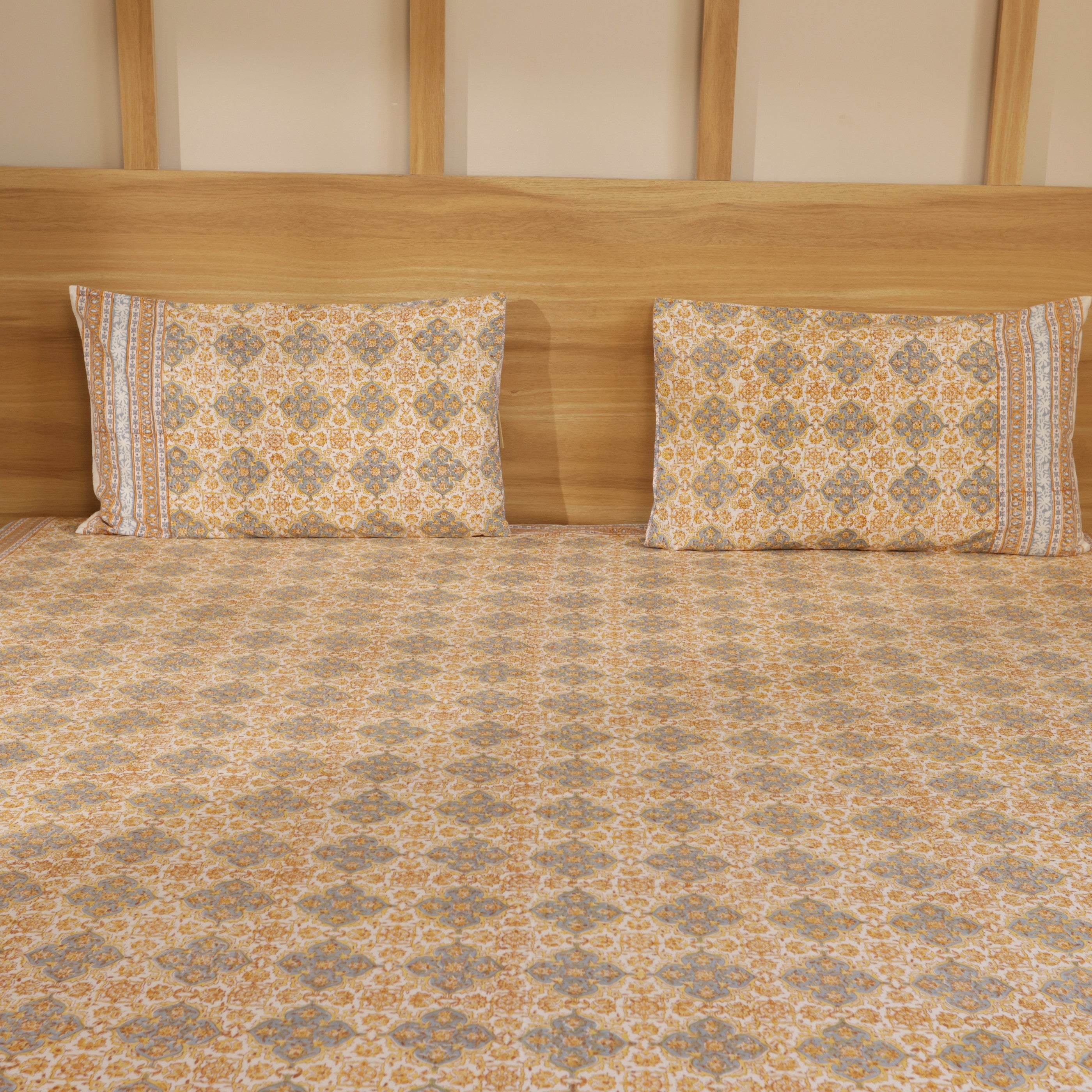 Golden Lattice Bedcover