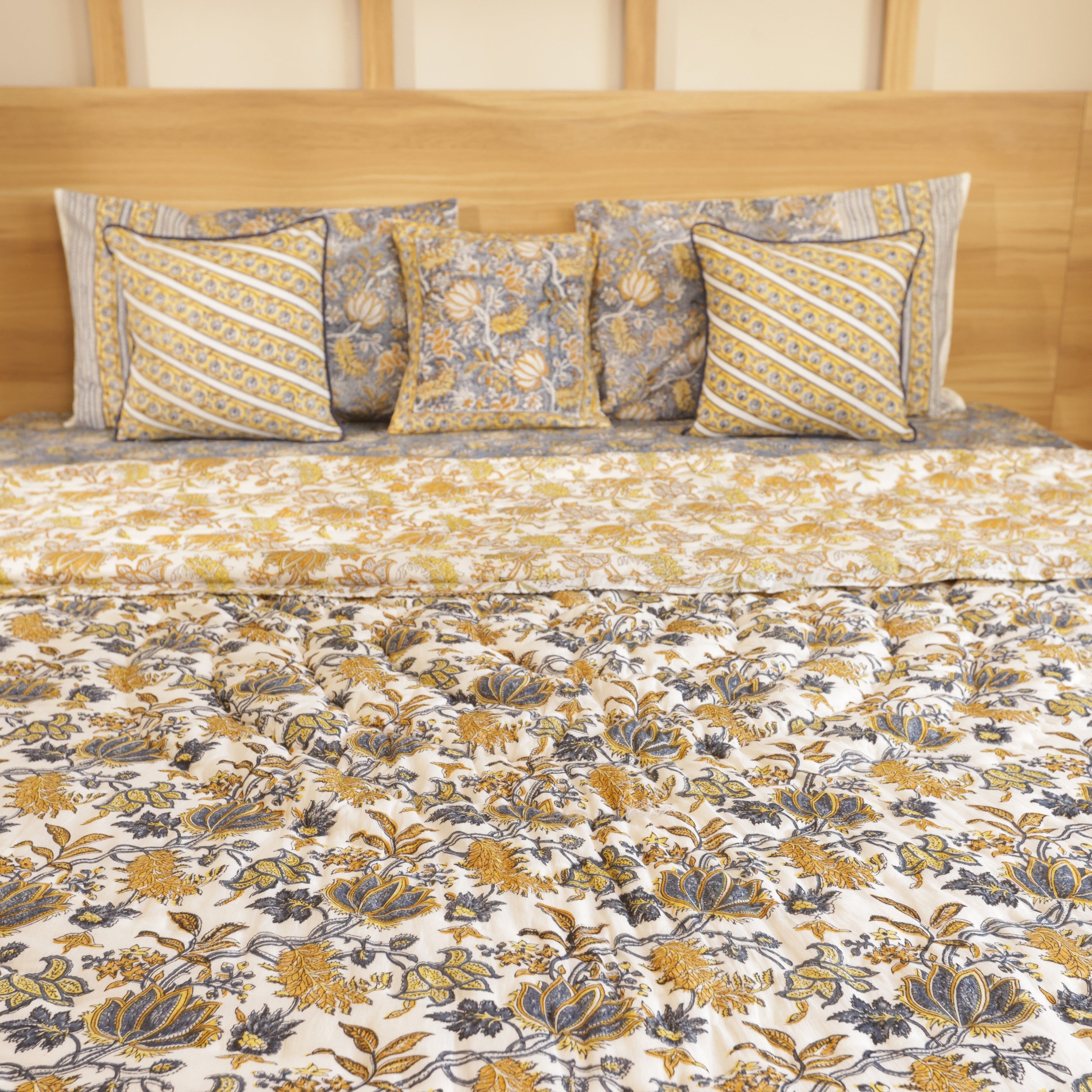Golden Lotus Bedding Collection Set of 8 (1 Bedcover, 2 Pillow cover, 1 Quilt, 2+2 Cotton cushion covers)
