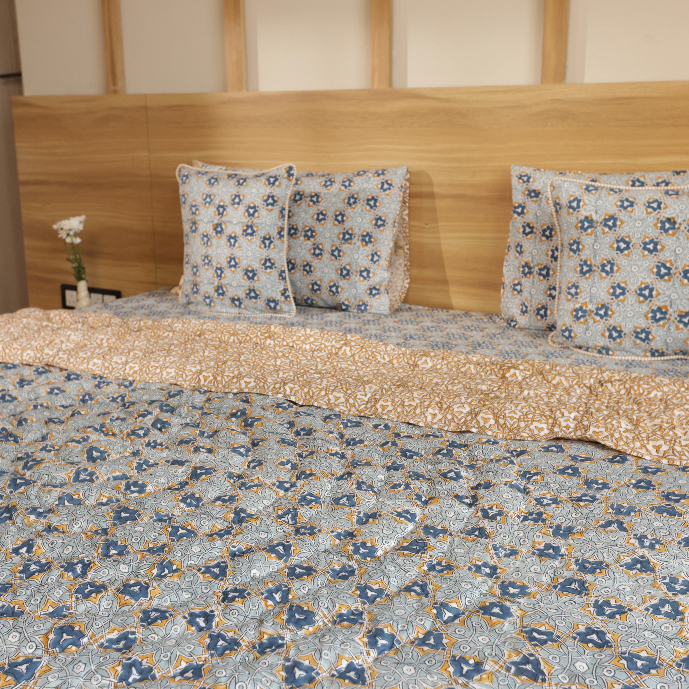 Mandala Bedding Collection Set of 6 (1 Bedcover, 2 Pillow cover, 1 Quilt, 2 Cotton cushion covers)