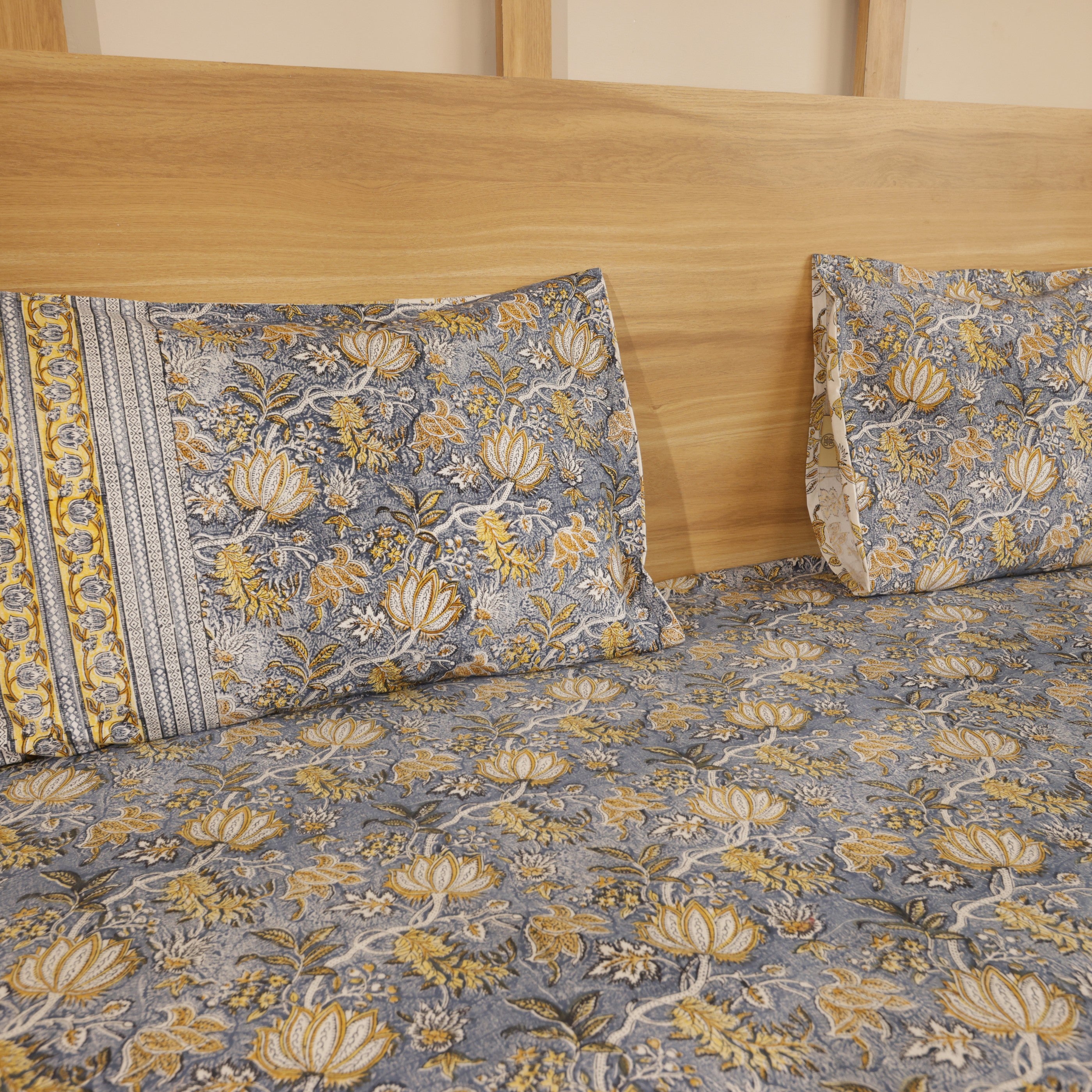 Golden Lotus Bedcover
