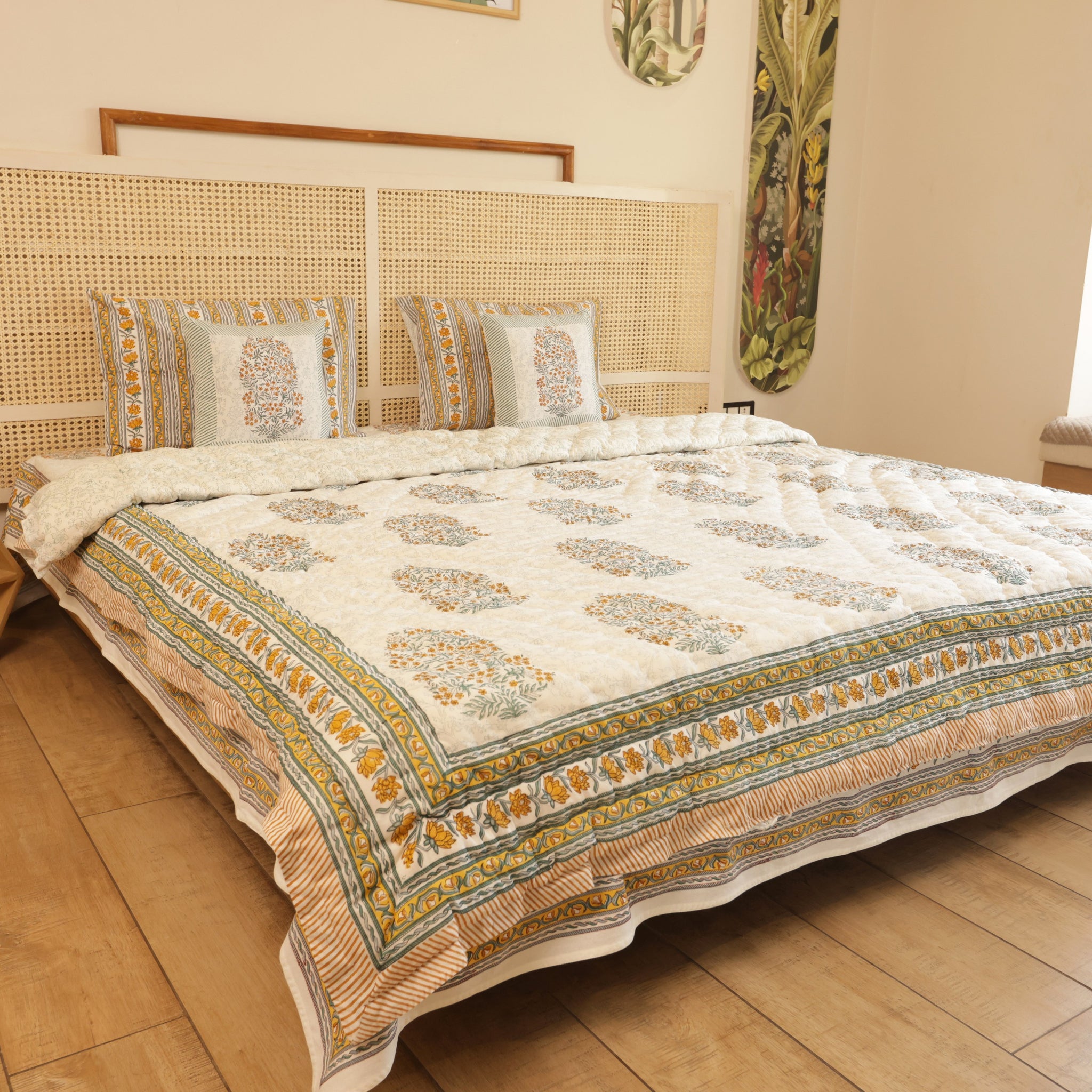 Boota Garden Bedding Collection Set of 6 (1 Bedcover, 2 Pillow cover, 1 Quilt, 2 Cotton cushion covers)