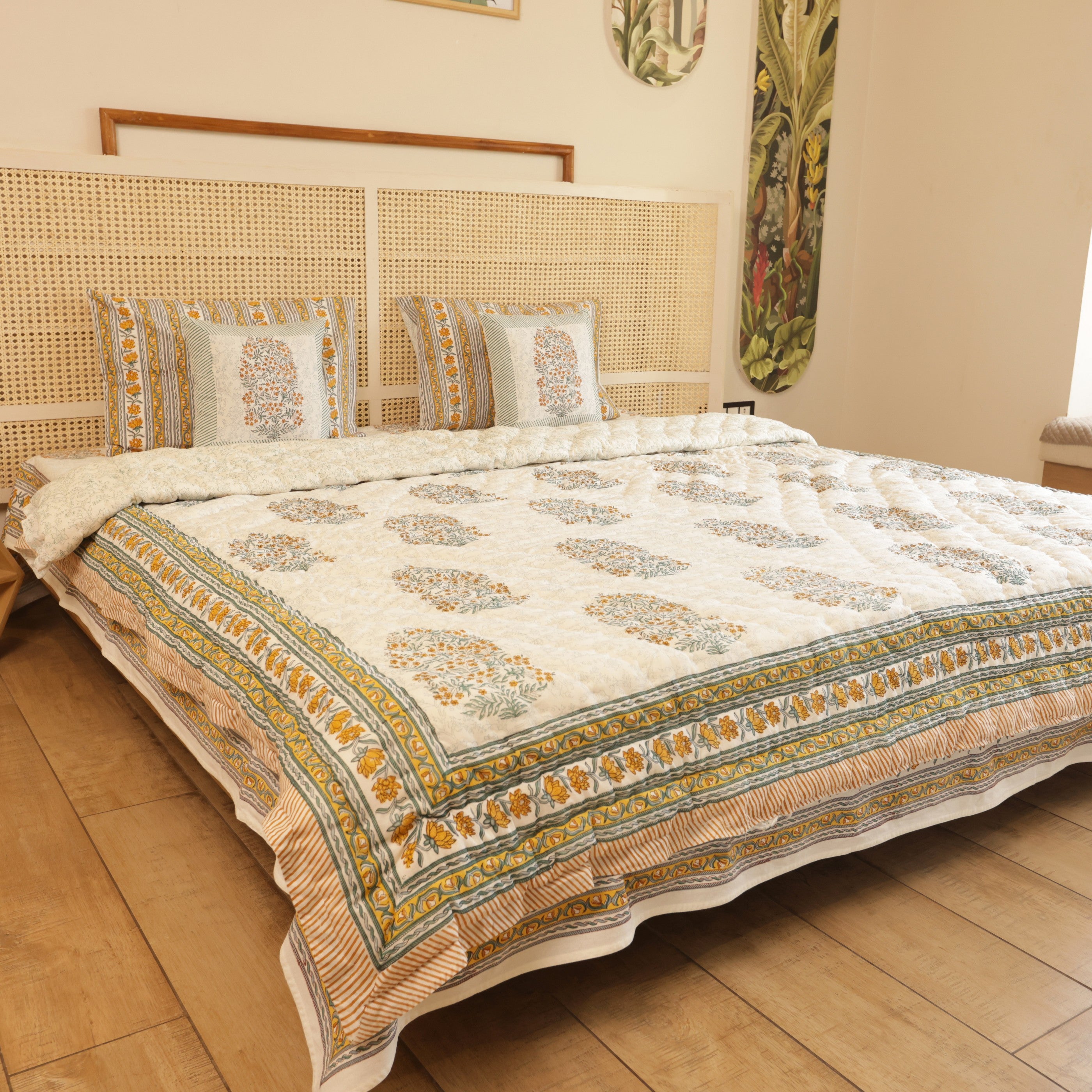 Boota Garden Bedding Collection Set of 6 (1 Bedcover, 2 Pillow cover, 1 Quilt, 2 Cotton cushion covers)