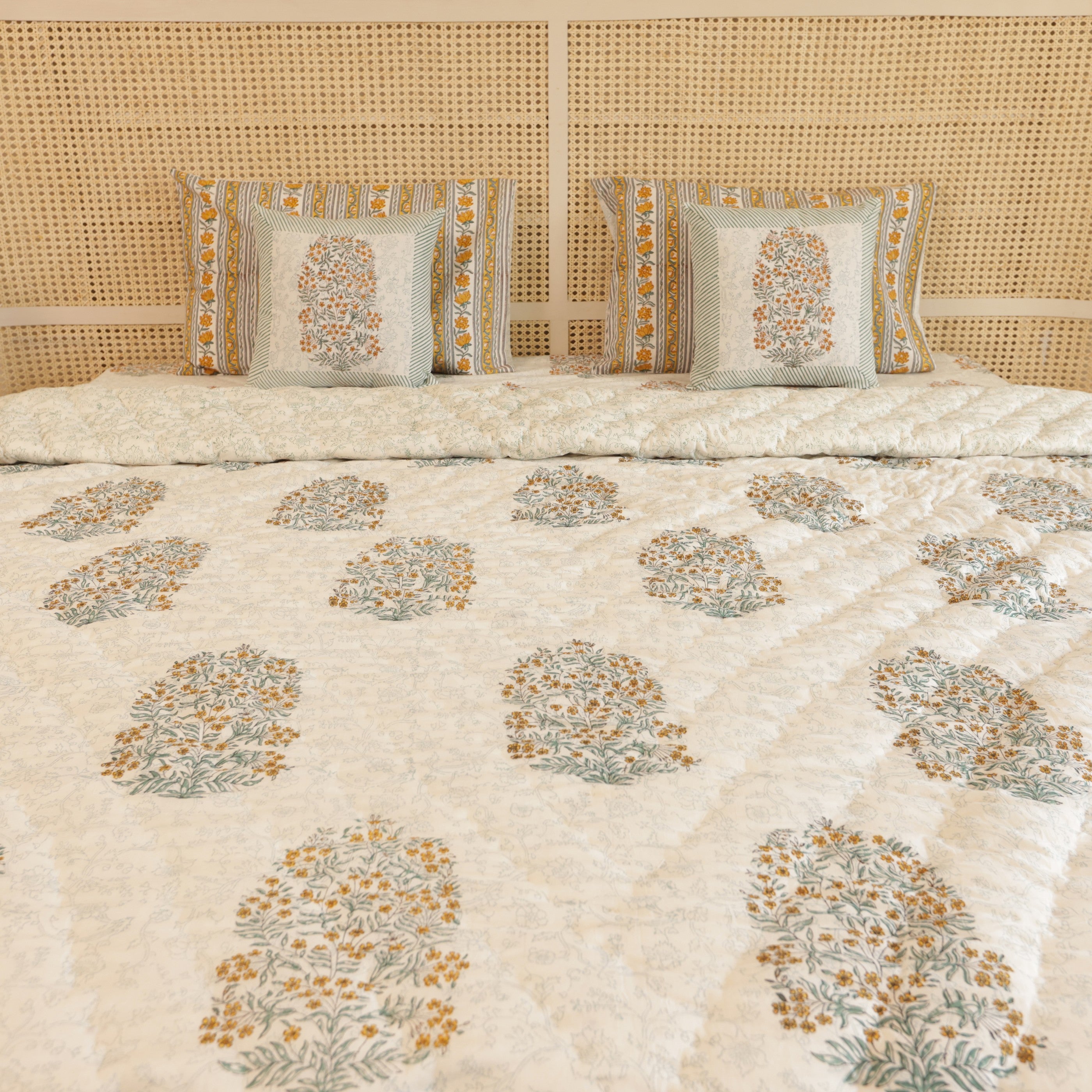 Boota Garden Bedding Collection Set of 6 (1 Bedcover, 2 Pillow cover, 1 Quilt, 2 Cotton cushion covers)