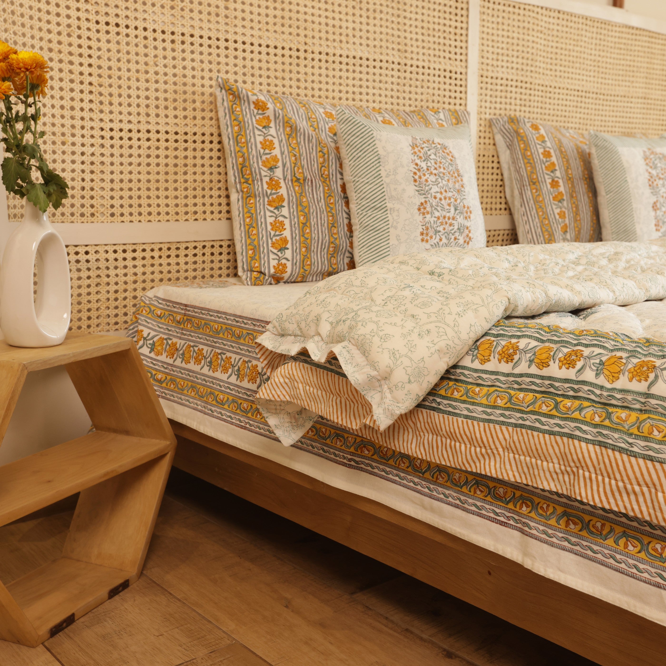 Boota Garden Bedding Collection Set of 6 (1 Bedcover, 2 Pillow cover, 1 Quilt, 2 Cotton cushion covers)