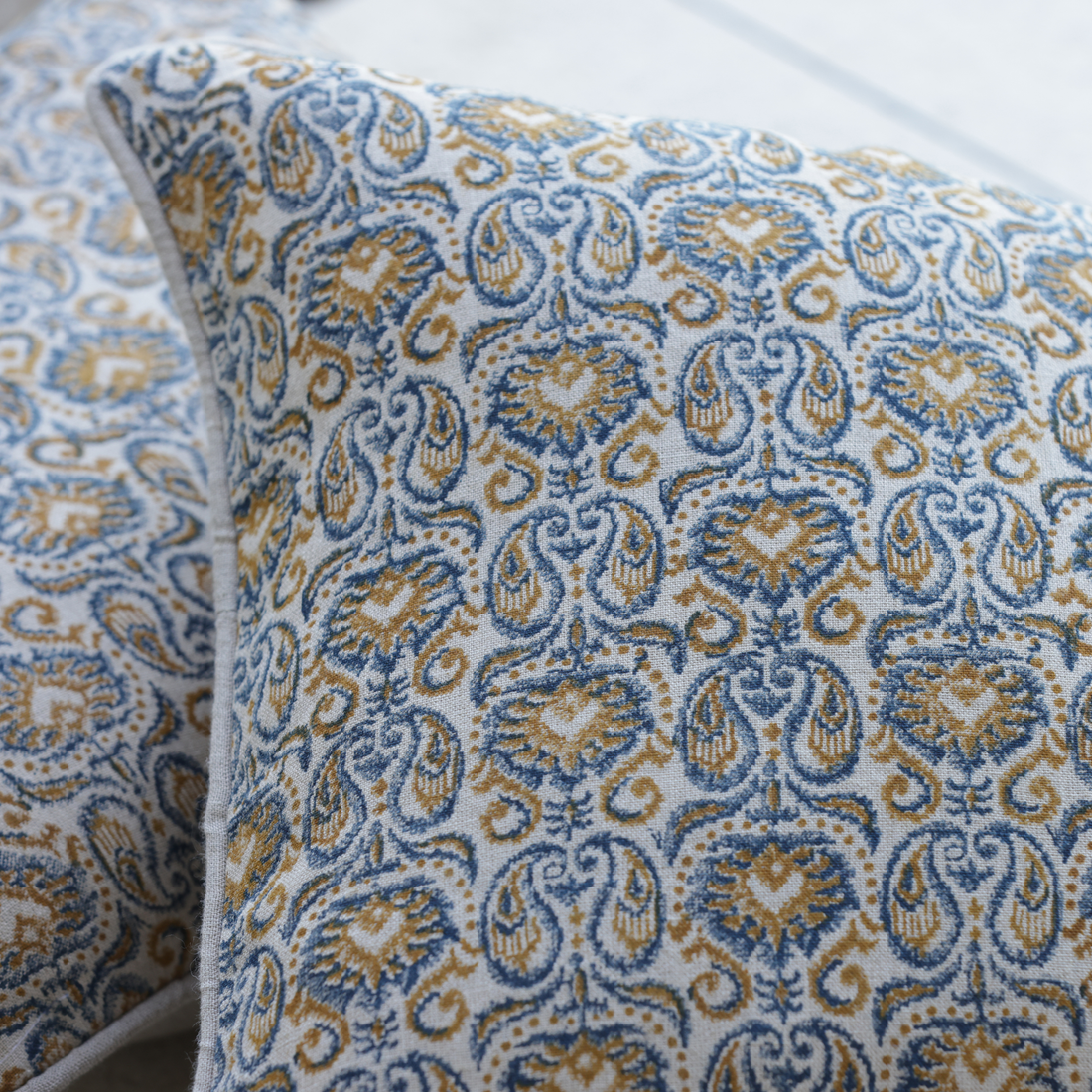 REGAL PAISELY LINEN CUSHION COVER