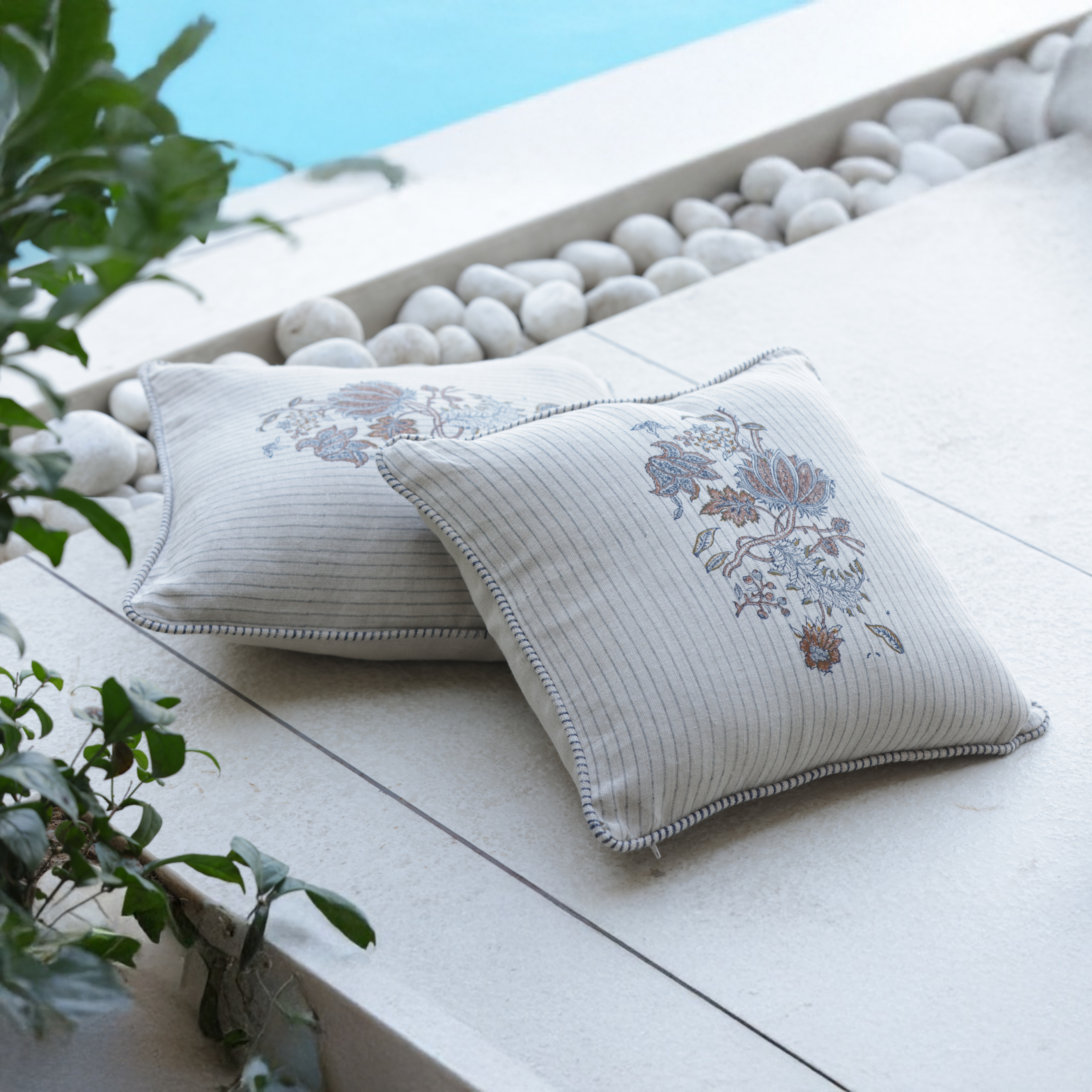 PADMA LINEN CUSHION COVER