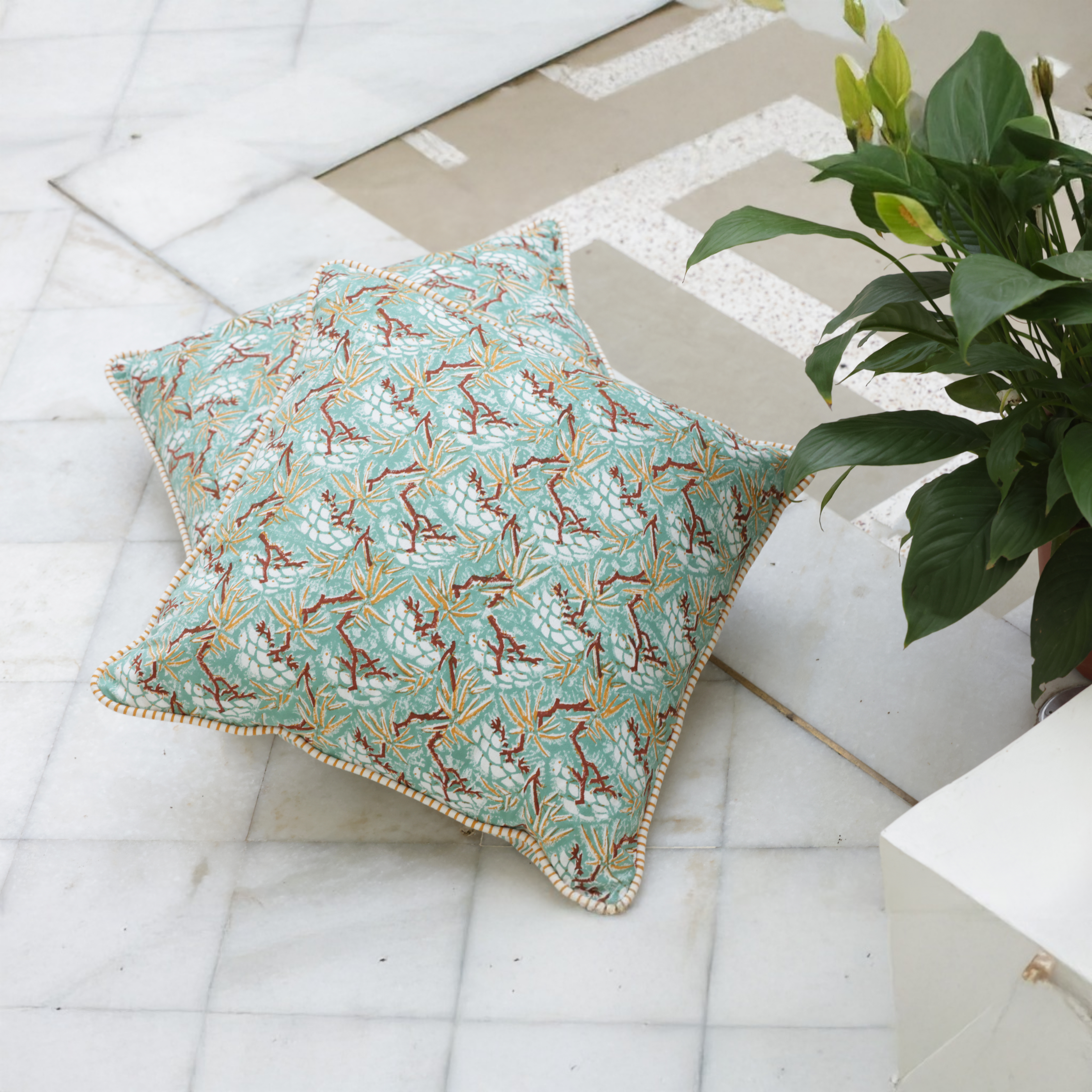 GULMOHAR CUSHION COVER
