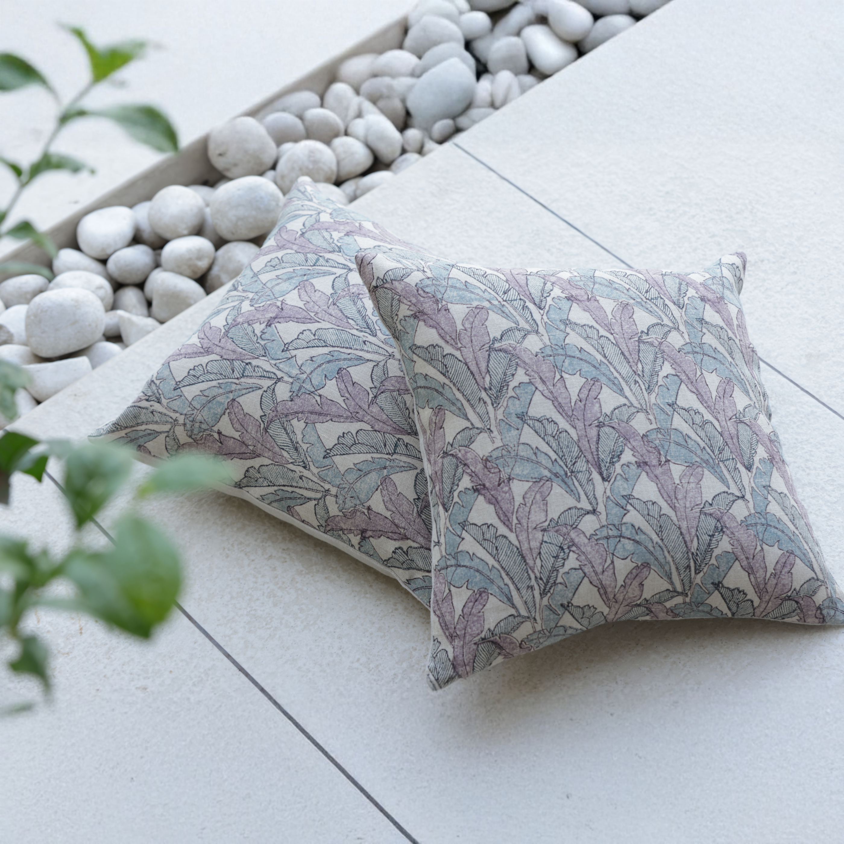 KADLEEKA LINEN CUSHION COVER