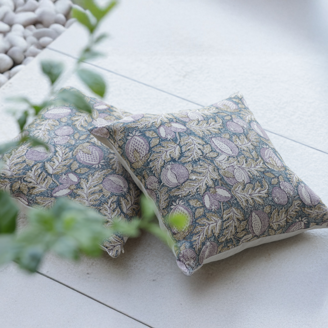 MANZANA LINEN CUSHION COVER