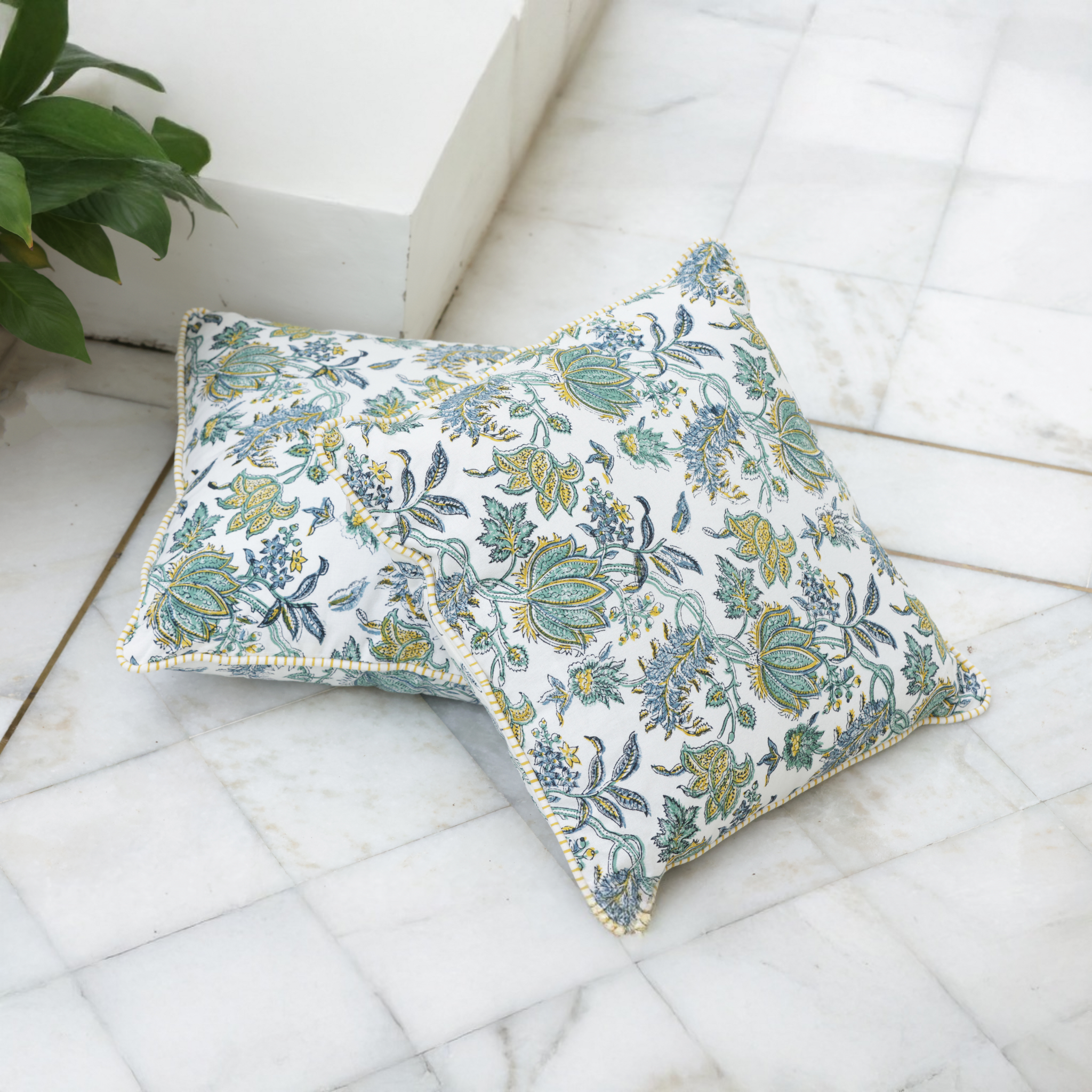 GREEN LOTUS CUSHION