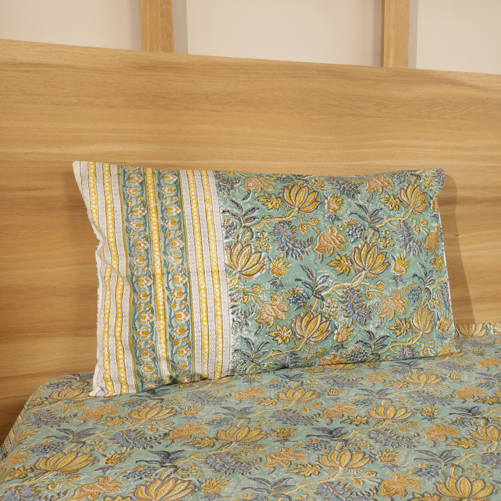 Green Lotus Bedcover