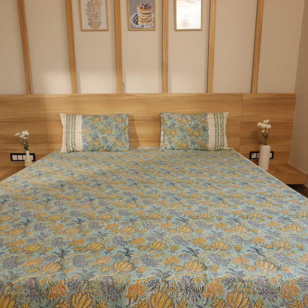 Green Lotus Bedcover
