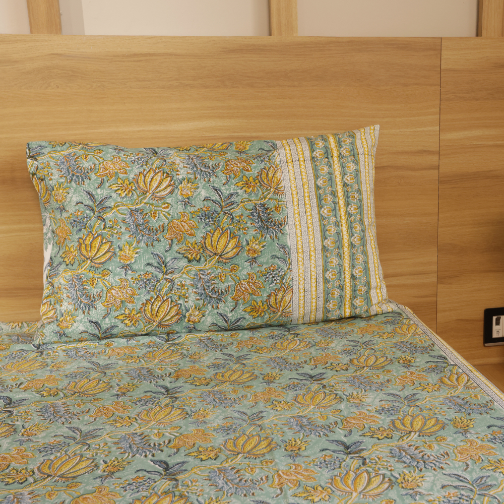 Green Lotus Bedcover