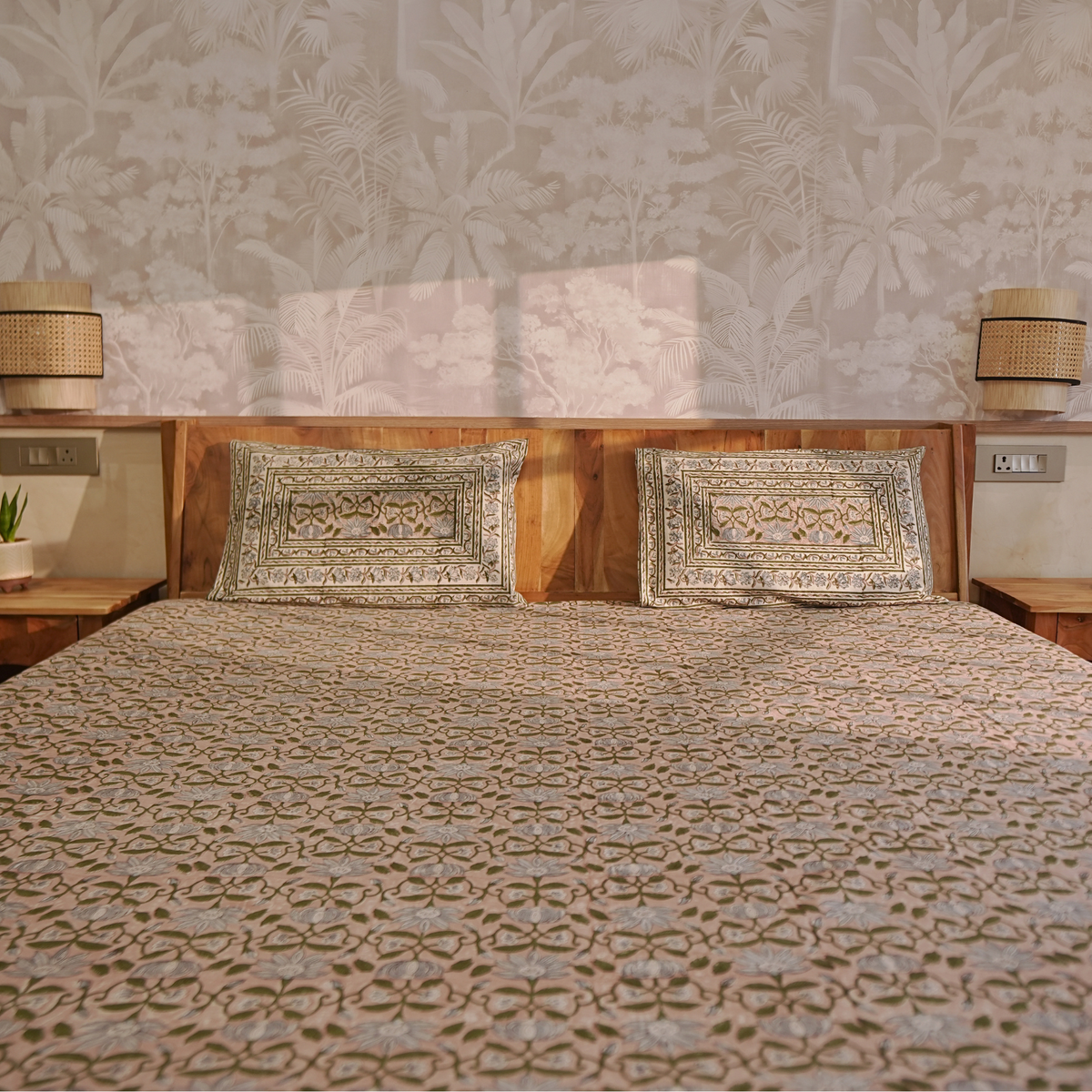 Gulraaz Golden Rose Bedcover with 2 Pillow Covers