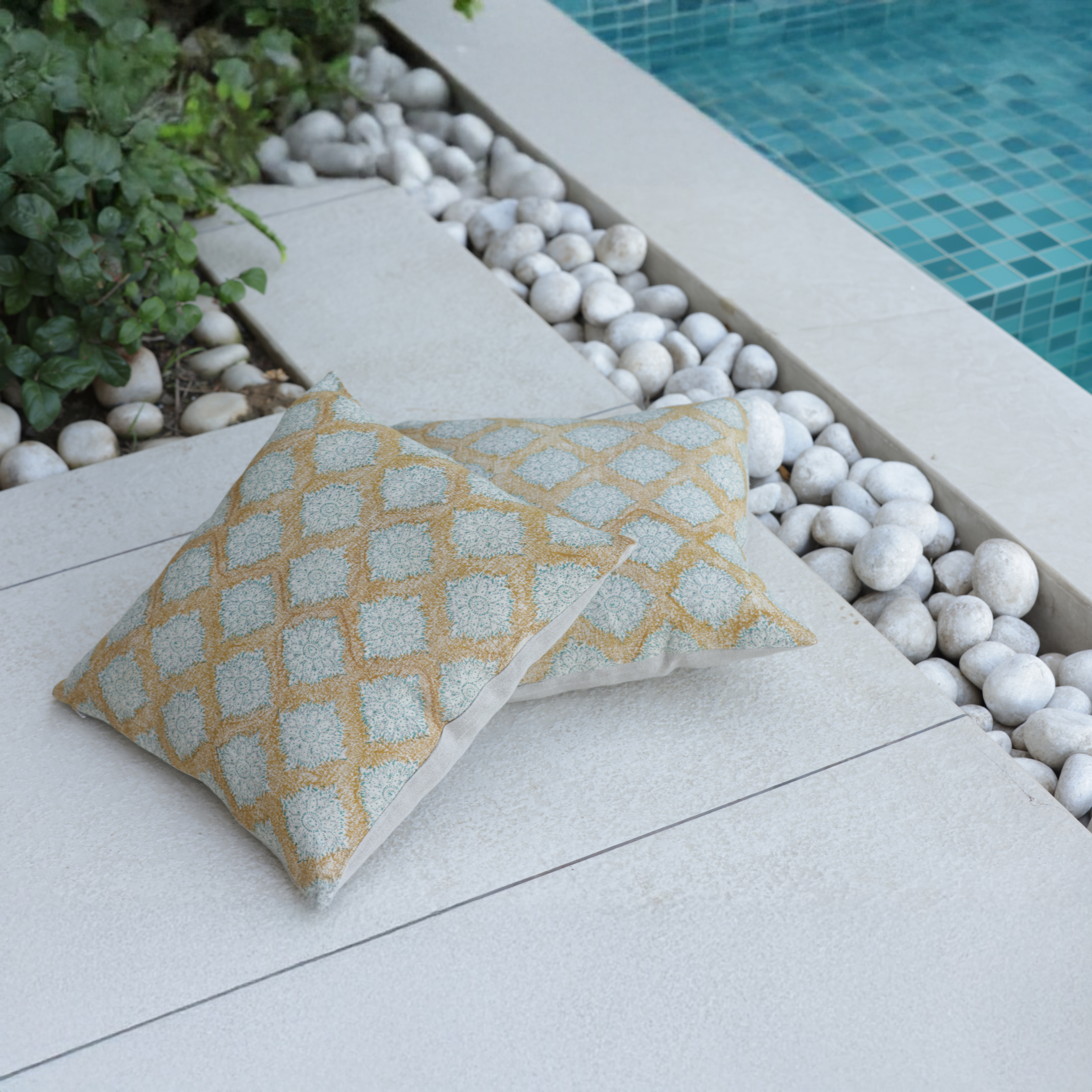 SUNDRY LINEN CUSHION COVER