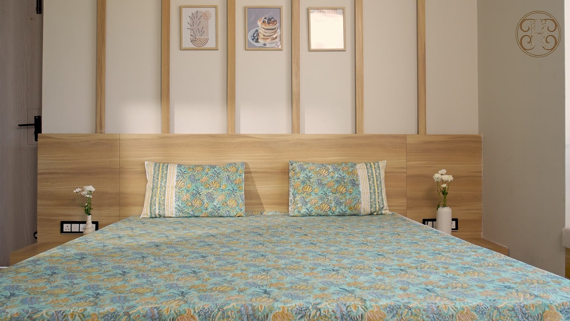 Green Lotus Bedcover