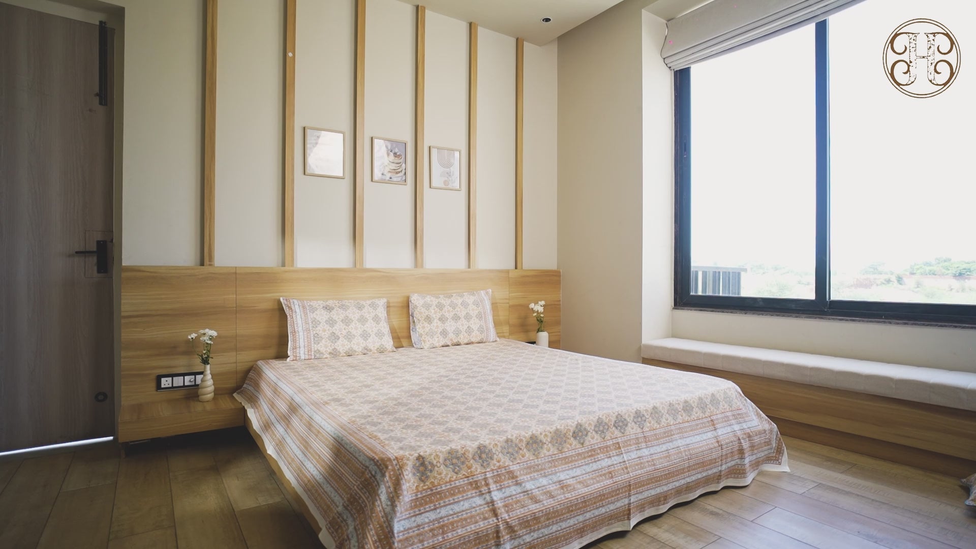 Golden Lattice Bedcover